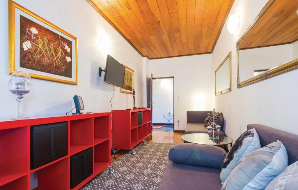 Rooms Croatia With Parking, Kitchen And Dining Area For Guests Rijeka Exterior photo