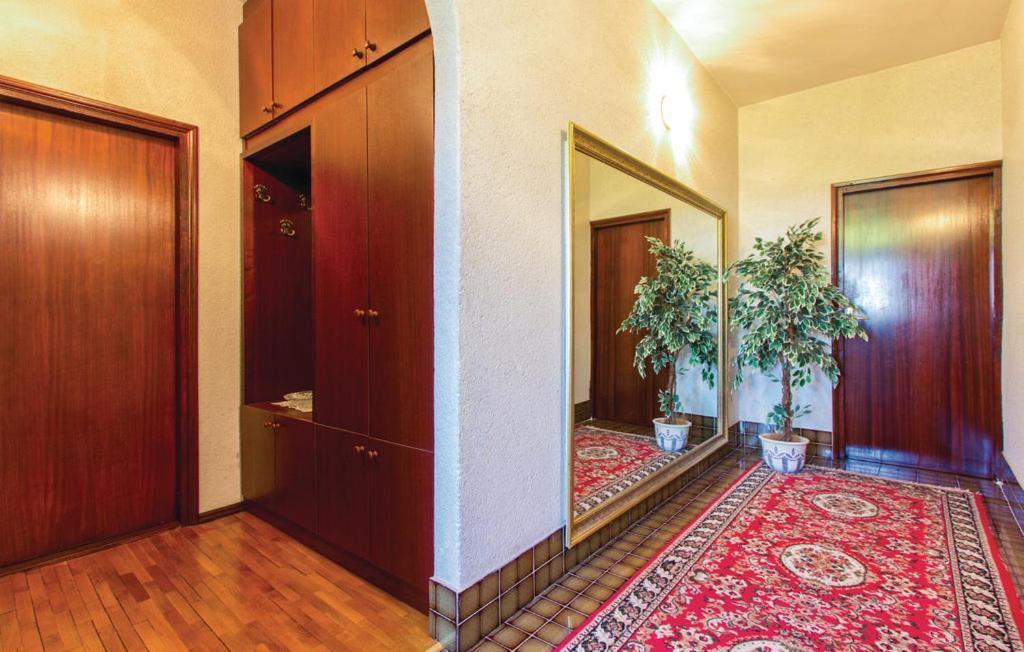 Rooms Croatia With Parking, Kitchen And Dining Area For Guests Rijeka Exterior photo